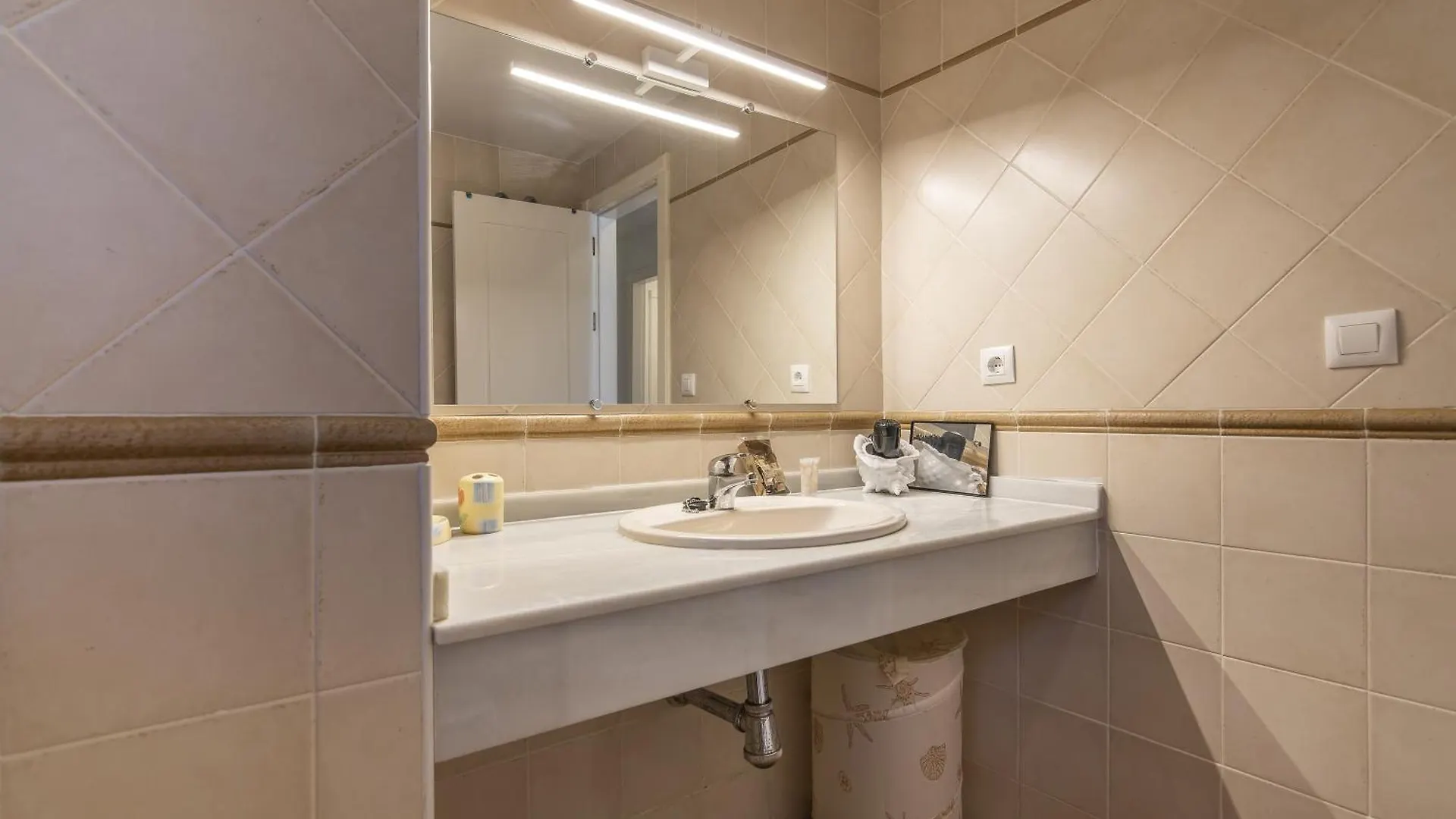 Los Cisnes By H Isla Canela Apartment